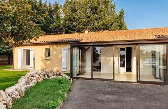 Maison à vendre 4 pièces plain pied (16) LA COURONNE, 4 chambres et terrain — photo 2