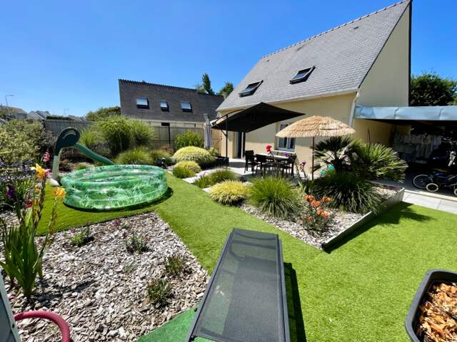 Maison à vendre 6 pièces  () — photo du bien