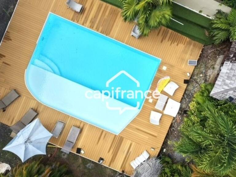 Maison à vendre 8 pièces LE GOSIER (971) — photo 1