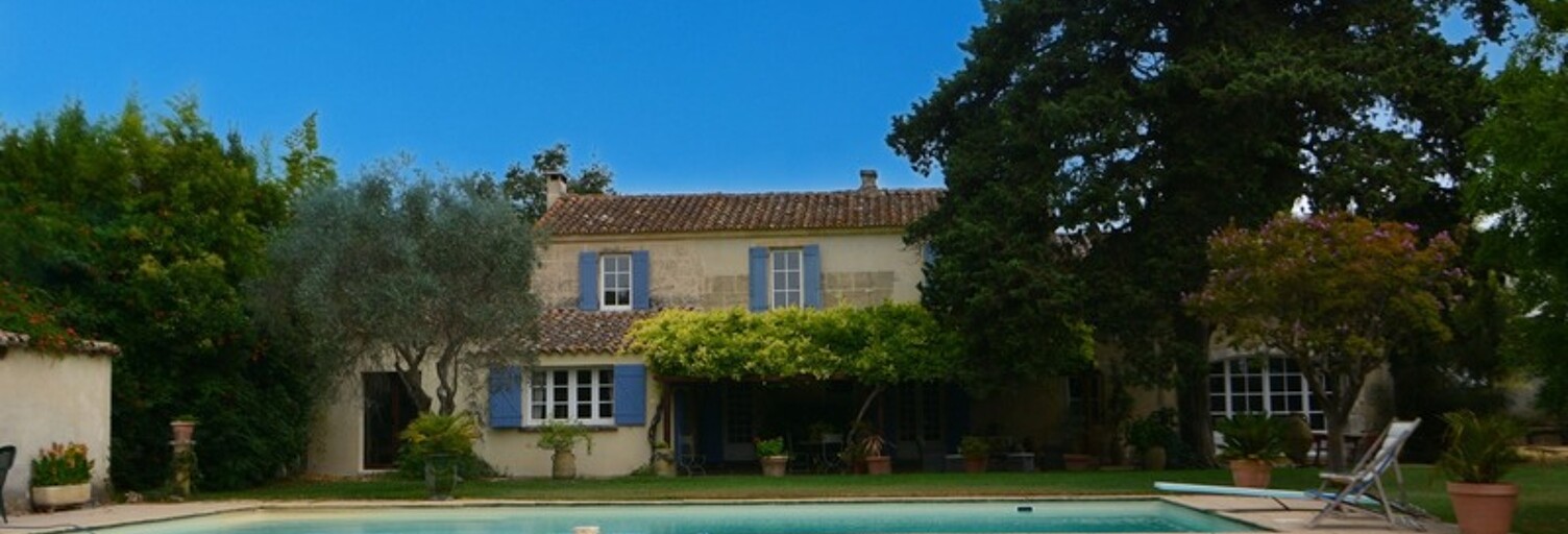 Maison 7 Pièces 245 m² à vendre à Arles (13280)