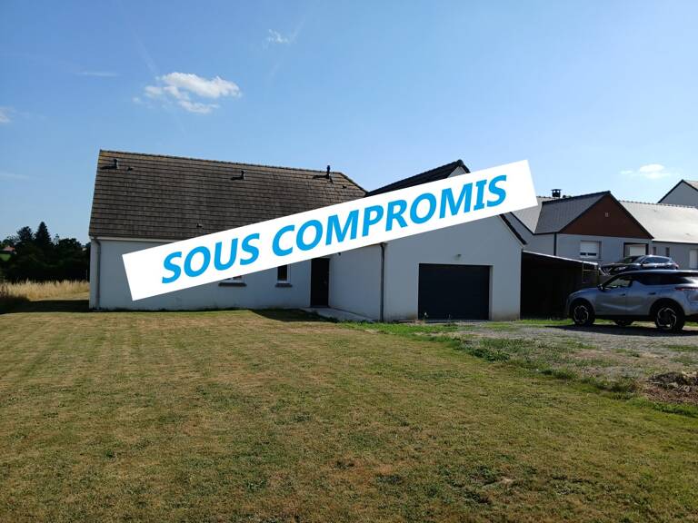 À vendre – Pavillon récent de plain‑pied (RT2012) : 4 pièces, 3 chambres, 1 259 m² de terrain, 44 m² de combles aménageables – Vire (14) — photo 1