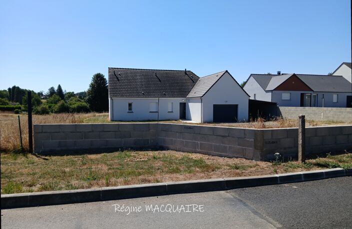 À vendre – Pavillon récent de plain‑pied (RT2012) : 4 pièces, 3 chambres, 1 259 m² de terrain, 44 m² de combles aménageables – Vire (14) — photo 2