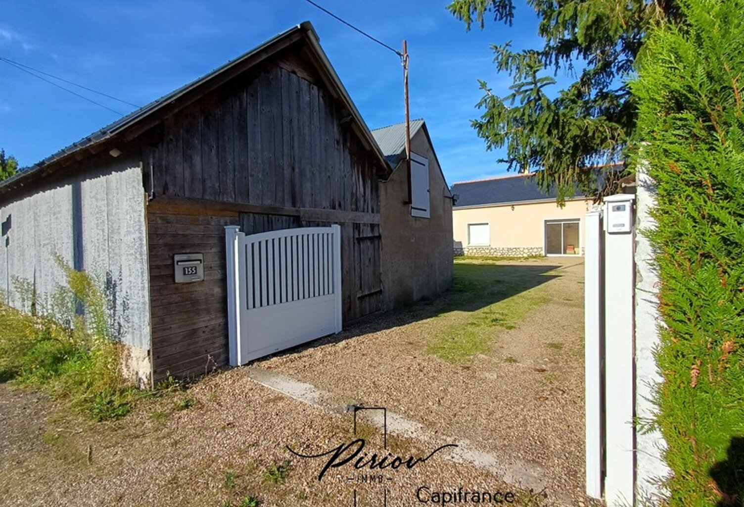 Maison à vendre 6 pièces - Dépendances - 4932 m² — photo 1