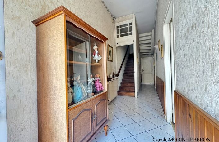 Maison en pierre à rénover, 3 chambres, garage et cour — photo 5