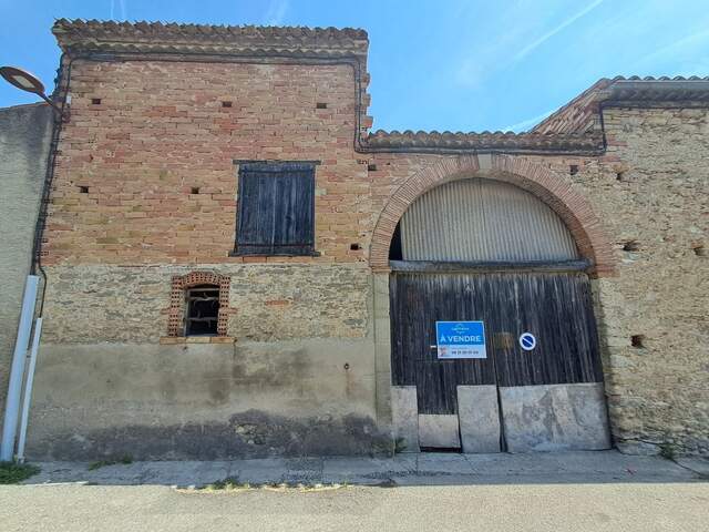 Maison de village traversante, grand garage, grange et fort potentiel – Pexiora — photo du bien