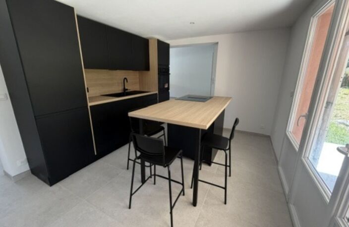 Maison à vendre 7 pièces LA ROCHE DES ARNAUDS (05) — photo 2