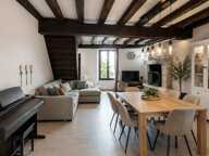 Maison de caractère en hypercentre avec terrasse, cour privative et nombreuses possibilités d'aménagement — photo 2