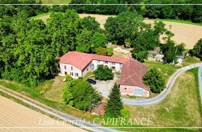 Propriete à vendre 11 pièces de 406 m2 habitables au total, avec dépendance sur 5261 m2 proche de NOGARO (32) — photo du bien