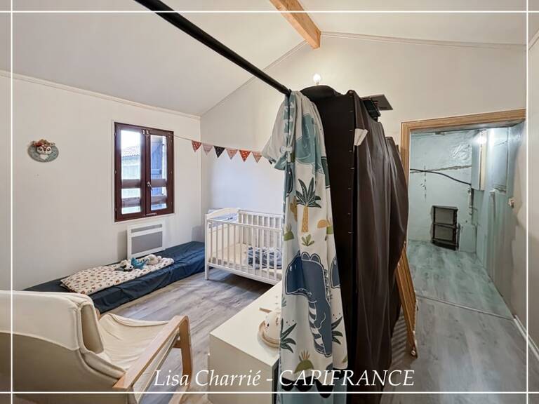 Propriete à vendre 11 pièces de 406 m2 habitables au total, avec dépendance sur 5261 m2 proche de NOGARO (32) — photo 1