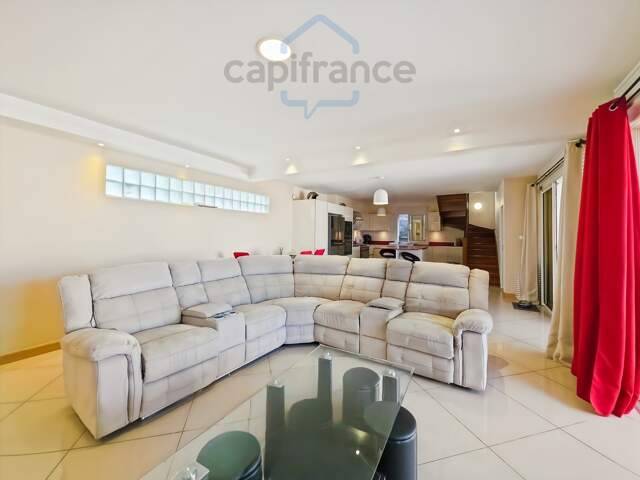 EXCLUSIVITÉ – Villa contemporaine avec piscine – Bas de la Bretagne, Saint-Denis — photo du bien