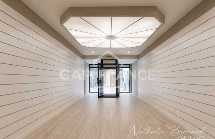 VILLENEUVE-SUR-LOT – IMMEUBLE MIXTE DE 210 M² – COMMERCE ET HABITATION – LIBRE — photo 3