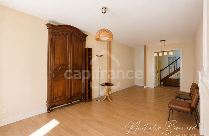 VILLENEUVE-SUR-LOT – IMMEUBLE MIXTE DE 210 M² – COMMERCE ET HABITATION – LIBRE — photo 4