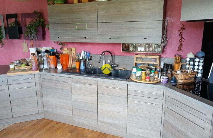 2 maisons et grands garages — photo 5