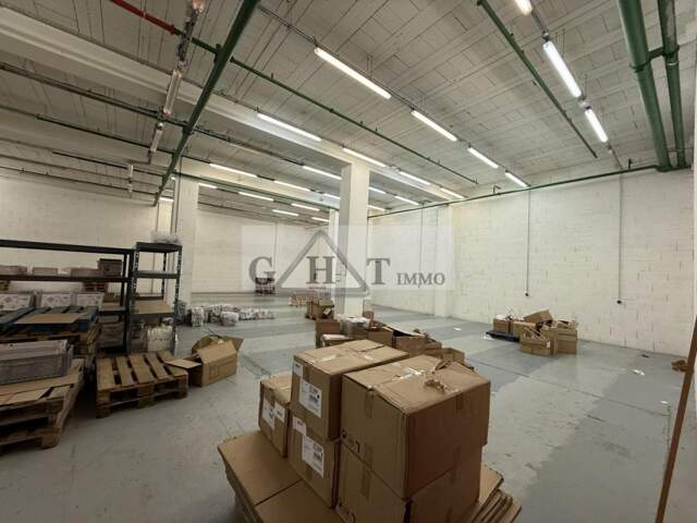 LOCAL D'ACTIVITÉS DE 744M2 A VENDRE BAGNOLET — photo du bien