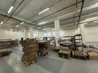 LOCAL D'ACTIVITÉS DE 744M2 A VENDRE BAGNOLET — photo 2