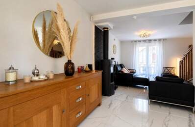 Maison de 7 pièces de 140 m² à Clichy-sous-Bois — photo du bien