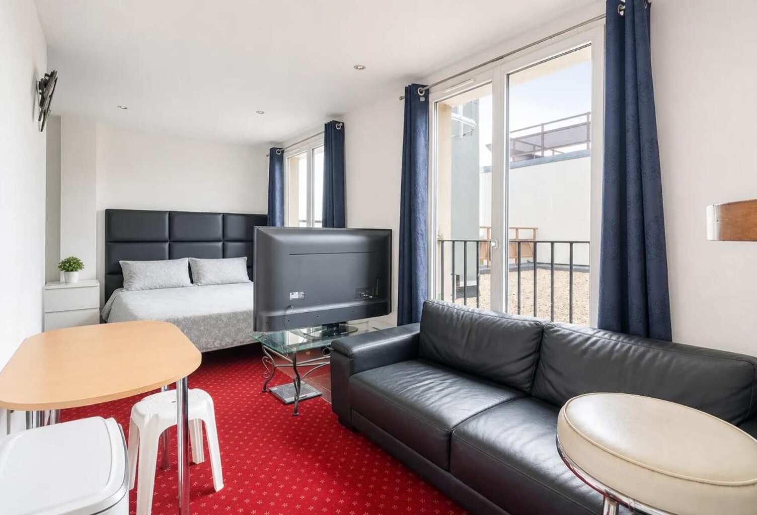 Appartement 1 pièce - 26 m² à Villeneuve-la-Garenne - vendu loué — photo 1