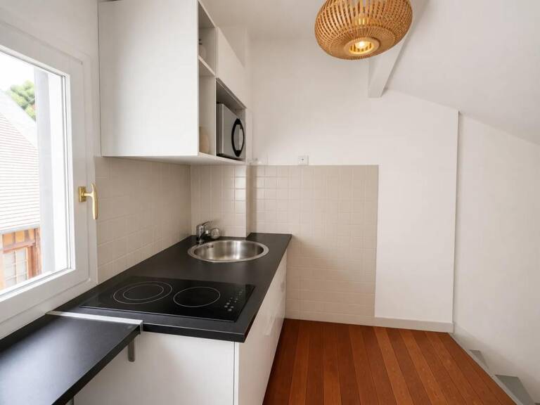 Immeuble de 80 m² situé à Honfleur — photo 1