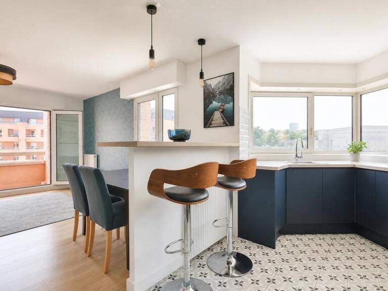 Appartement de 3 pièces de 70,5 m² à Cachan vendu loué meublé — photo 1
