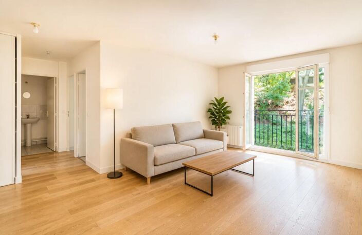 Appartement de 2 pièces de 42 m² à Épinay-sur-Seine — photo 2