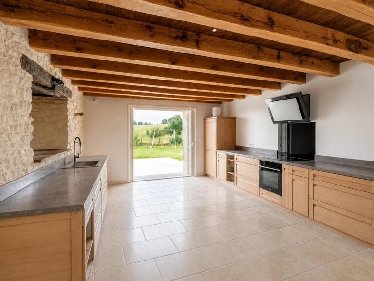 Maison T5 corps de ferme en pierre d'exception - 308 m2 - Fénols — photo 1