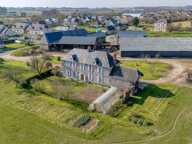 Manoir  du XVI ème , 218 m2 + grenier + cellier/  1480 m2 de dépendances sur 1,6ha — photo 3