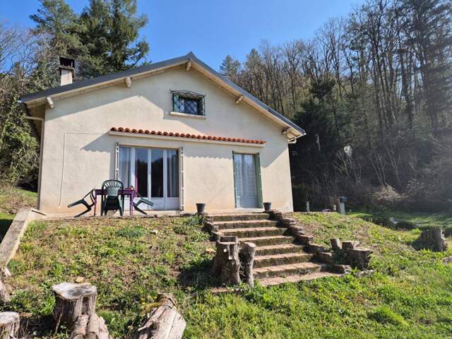 Maison Saint Chamant 4 pièce(s) 90 m2 — photo du bien