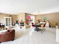 Propriété familiale avec piscine chauffée et parc arboré — photo 3