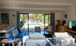 Maison 8 Pièces 200 m² à vendre à Sainte-Marie-de-Ré (17740)
