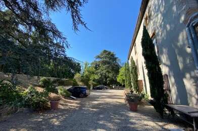 Appartement 3 pièces 872 €