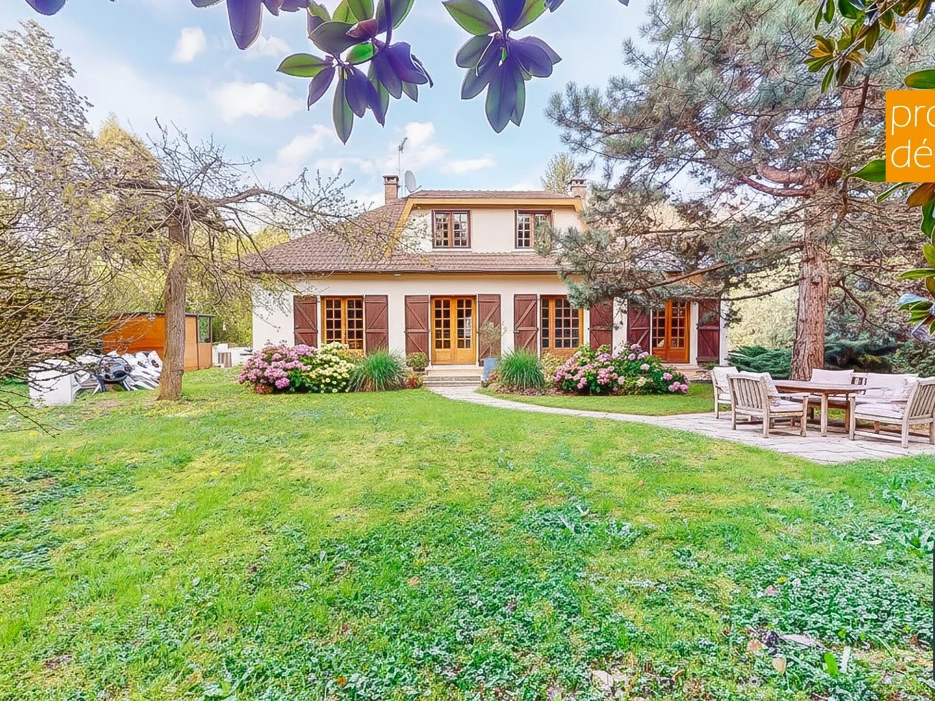 Maison 7 pièces 170 m² · à Saint-Genis-Laval · 170 m² · 520 000 €