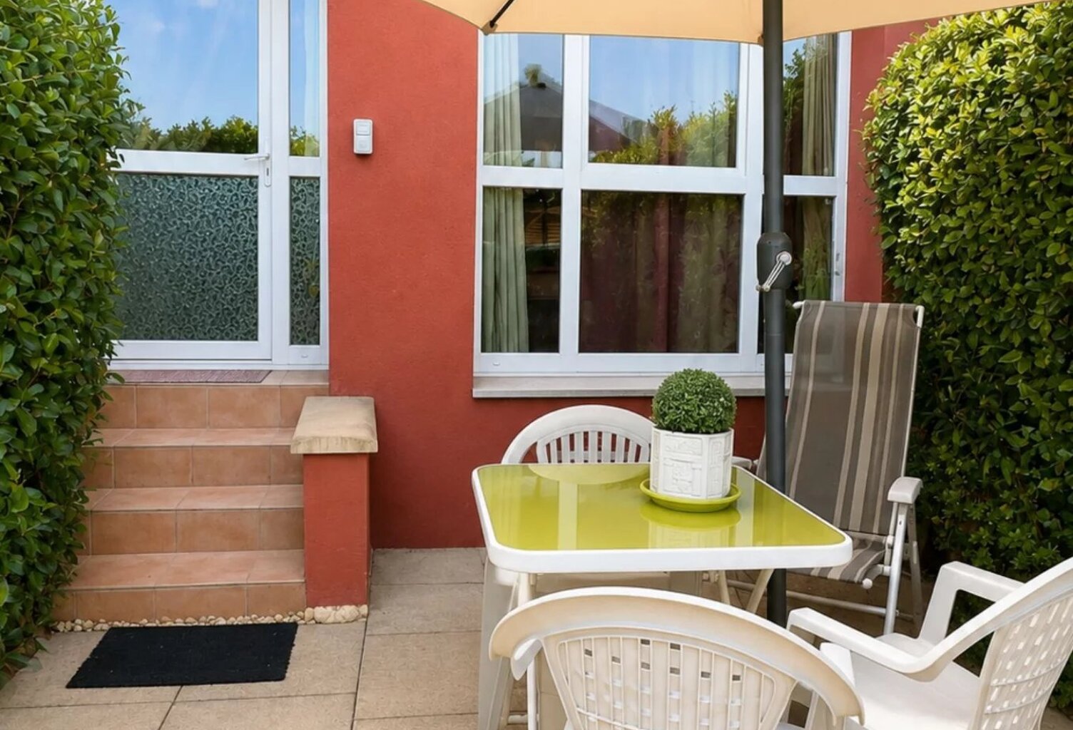 Maison deux chambres avec  jardin privatif et abri voiture. — photo 1