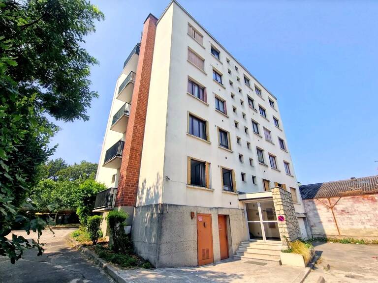 APPARTEMENT LUMINEUX DE 3 PIÈCES À NOISY-LE-SEC — photo 1