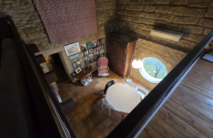 Immeuble de rapport avec Maison vigneronne et  locaux proche — photo 5