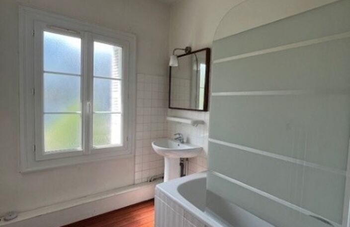 Vente maison 4 pièces 83 m² Tours (37000) — photo 3