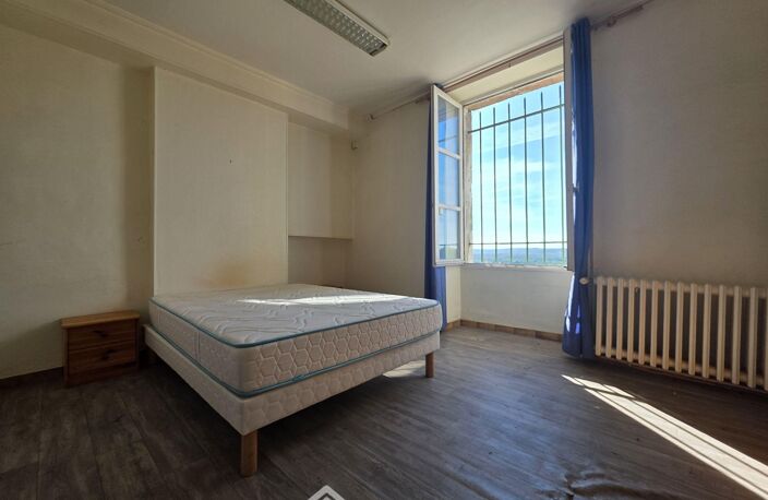 Immeuble - 180m² - Laon — photo 5