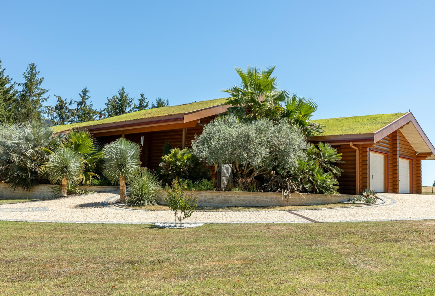 DOMAINE D'EXCEPTION A 45 MIN DE BORDEAUX - CHALET HONKA DE P — photo 1