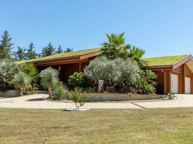 DOMAINE D'EXCEPTION A 45 MIN DE BORDEAUX - CHALET HONKA DE P — photo du bien