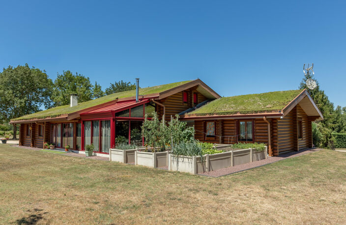 DOMAINE D'EXCEPTION A 45 MIN DE BORDEAUX - CHALET HONKA DE P — photo 2