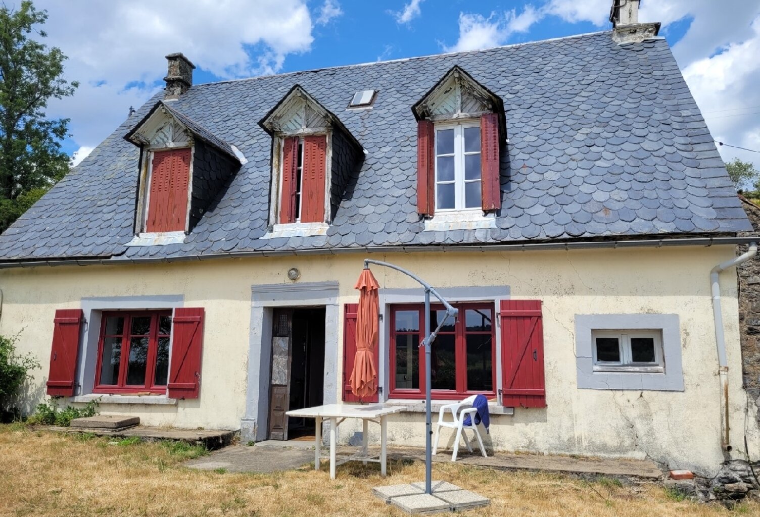 Vente maison 5 pièces 100 m² La Tour-d'Auvergne (63680) — photo 1