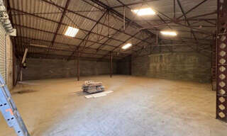 Commerce 1 Pièce 222 m² à louer à Peyrolles-en-Provence (13860)