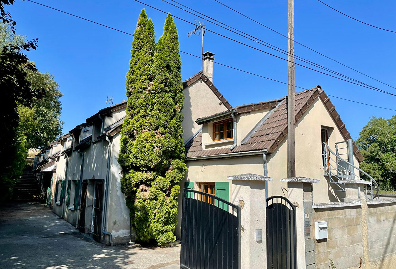 La grande maison — photo 1