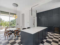 VILLA BELLE EPOQUE EMBLEMATIQUE  PARC DE 6000m² 9 PIECES  AVEC PISCINE A SAINT RAPHAEL VALESCURE PROCHE GOLFS — photo 3