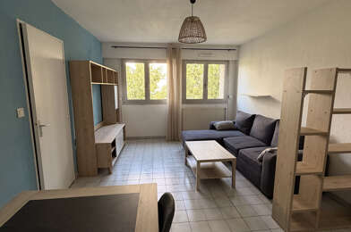Appartement 2 pièces 830 €