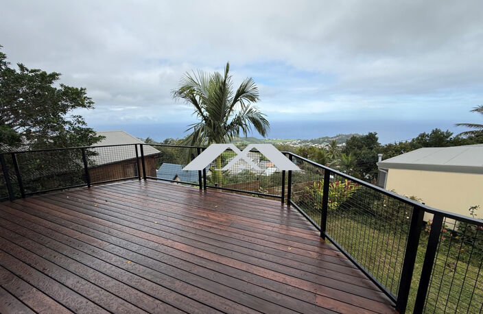 Superbe villa F5 meublée avec vue mer à Petite-Île — photo 2