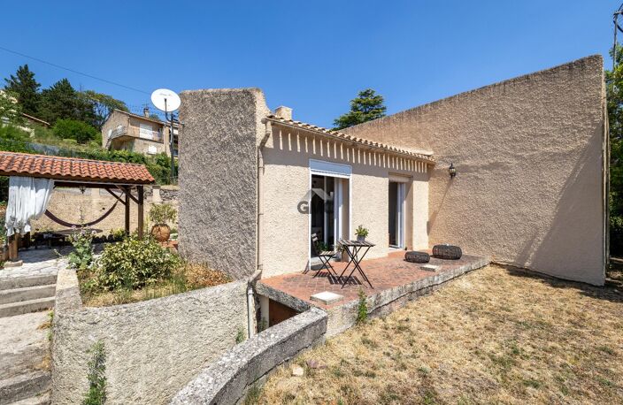 Villa — photo 5