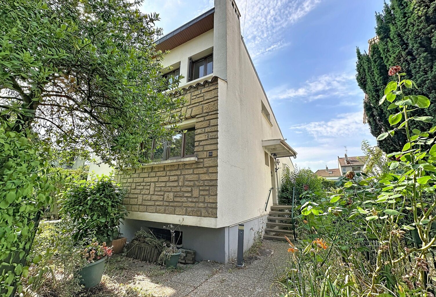Maison individuelle avec fort potentiel  Le Ban-Saint-Martin — photo 1