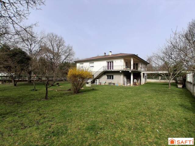 Maison familiale 180m2, 6 chambres sur parcelle 3000m2. — photo du bien