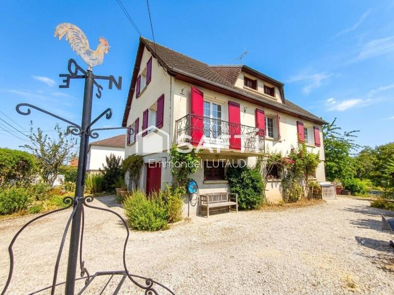 Grande maison, 4 ch, potentiel, poêle granulé. — photo 1