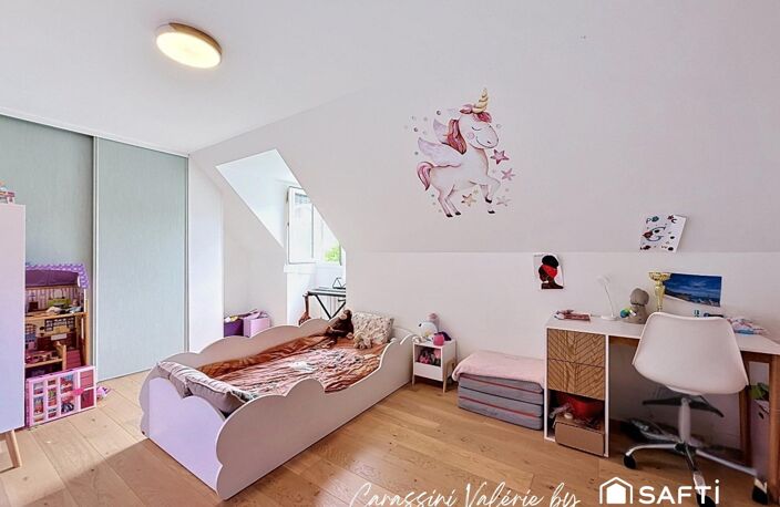 Maison familiale aux volumes exceptionnels - cadre de vie privilégié entre confort, espace et proximité des commodités — photo 4